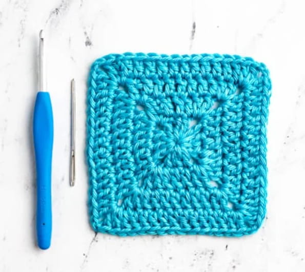 Solid Traditional Granny Square Pattern